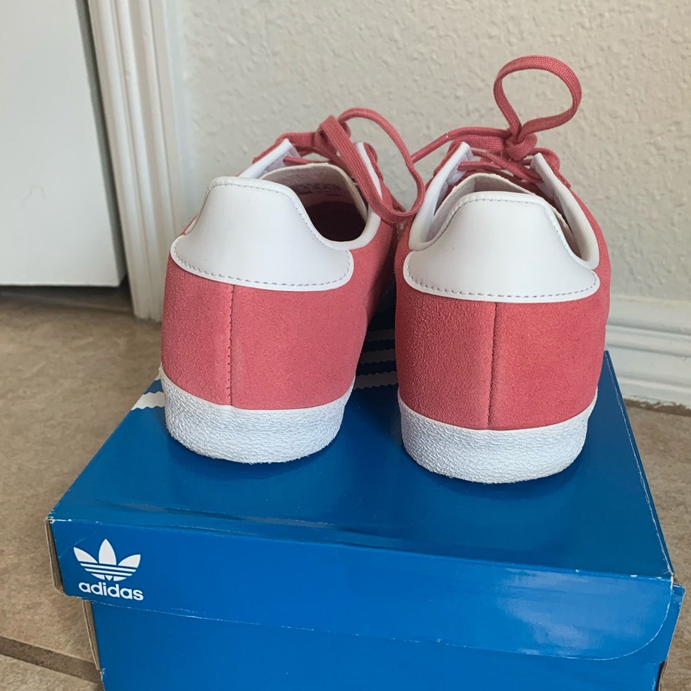 Adidas - Picture 7 of 8